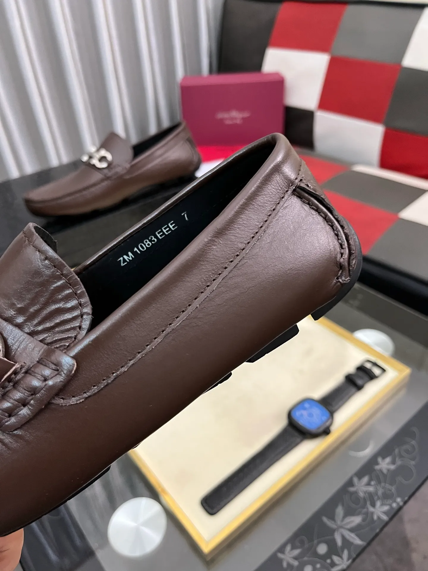Men's shoes 💰560⌚️⌚️ Ferragamo [Ferragamo] new high-end quality framed shoes. The style is luxurious and elegant, with equal emphasis on practicality and style. We pay special attention to quality and details. The shoe last leather, workmanship and comfort are not inferior! Material: Imported first-layer soft cowhide leather upper ➕Genuine leather lining, code number: 38-446️⃣colors available